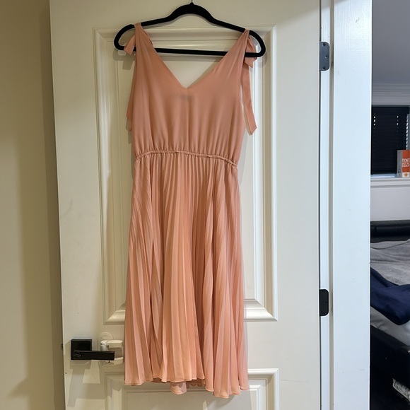 Peach Ali & Jay Dress - Picture 4 of 4